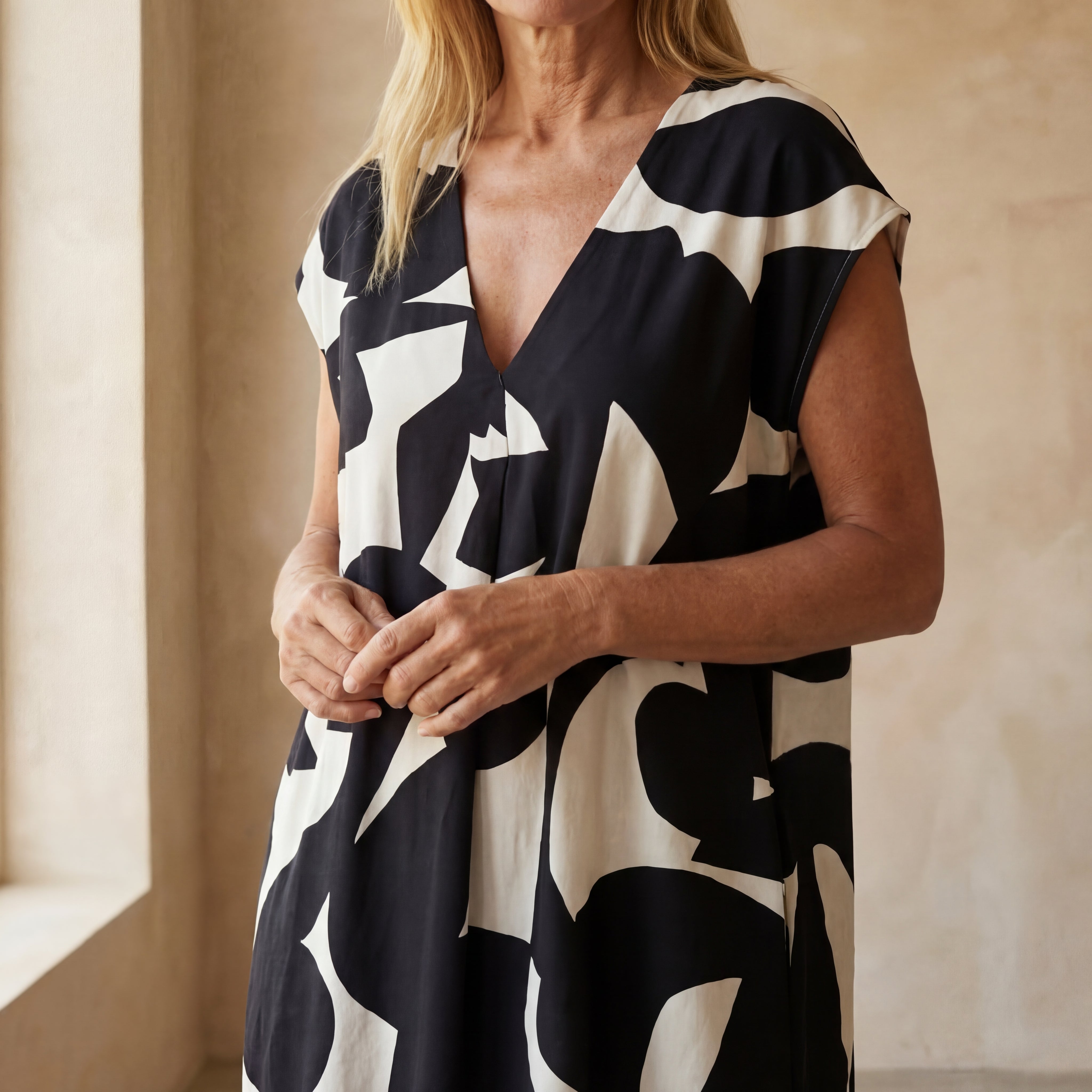 SITA - STYLISH PRINTED DRESS