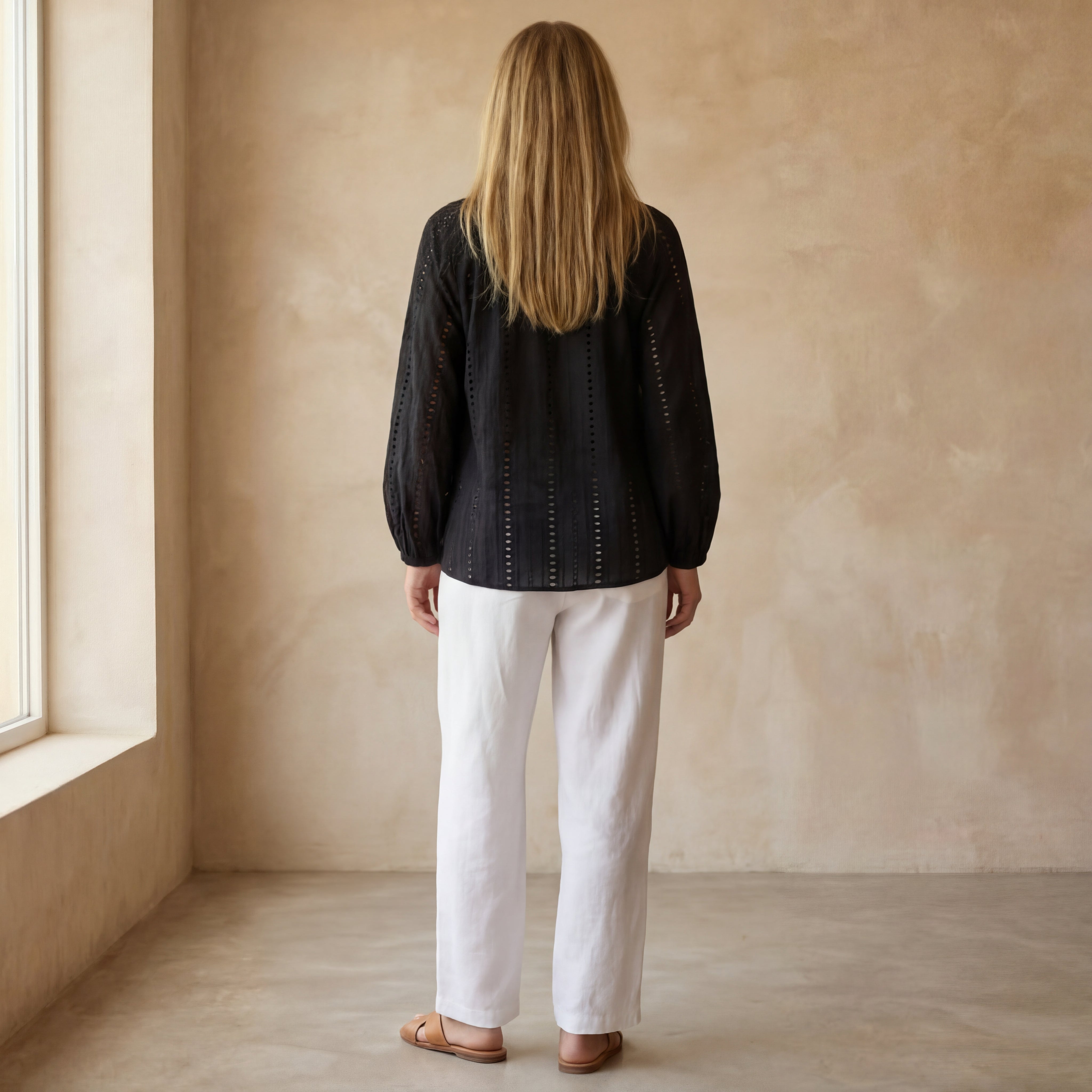 ESARIA - Embroidered Blouse