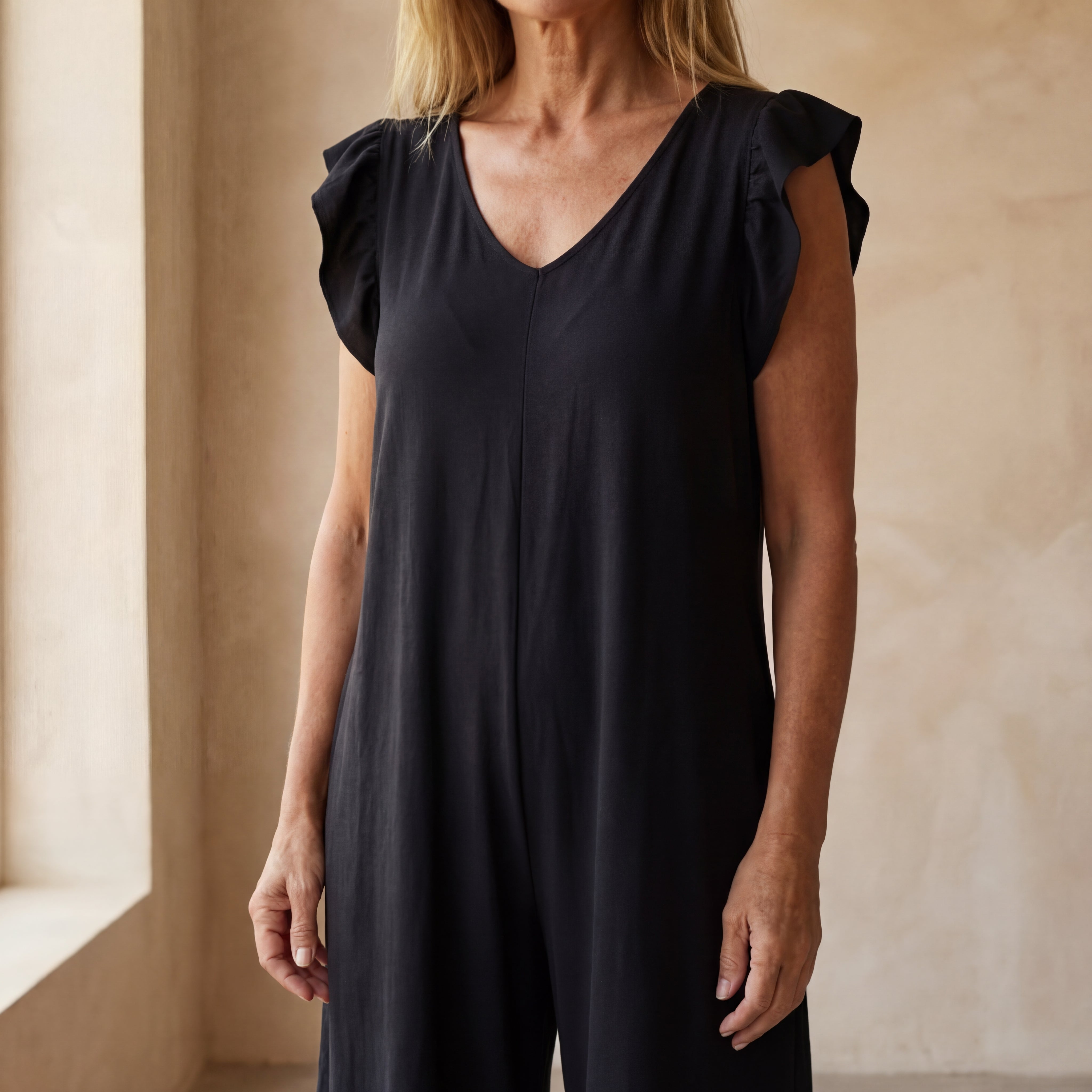 MARMARELA - Effortless V-Neck Jumpsuit