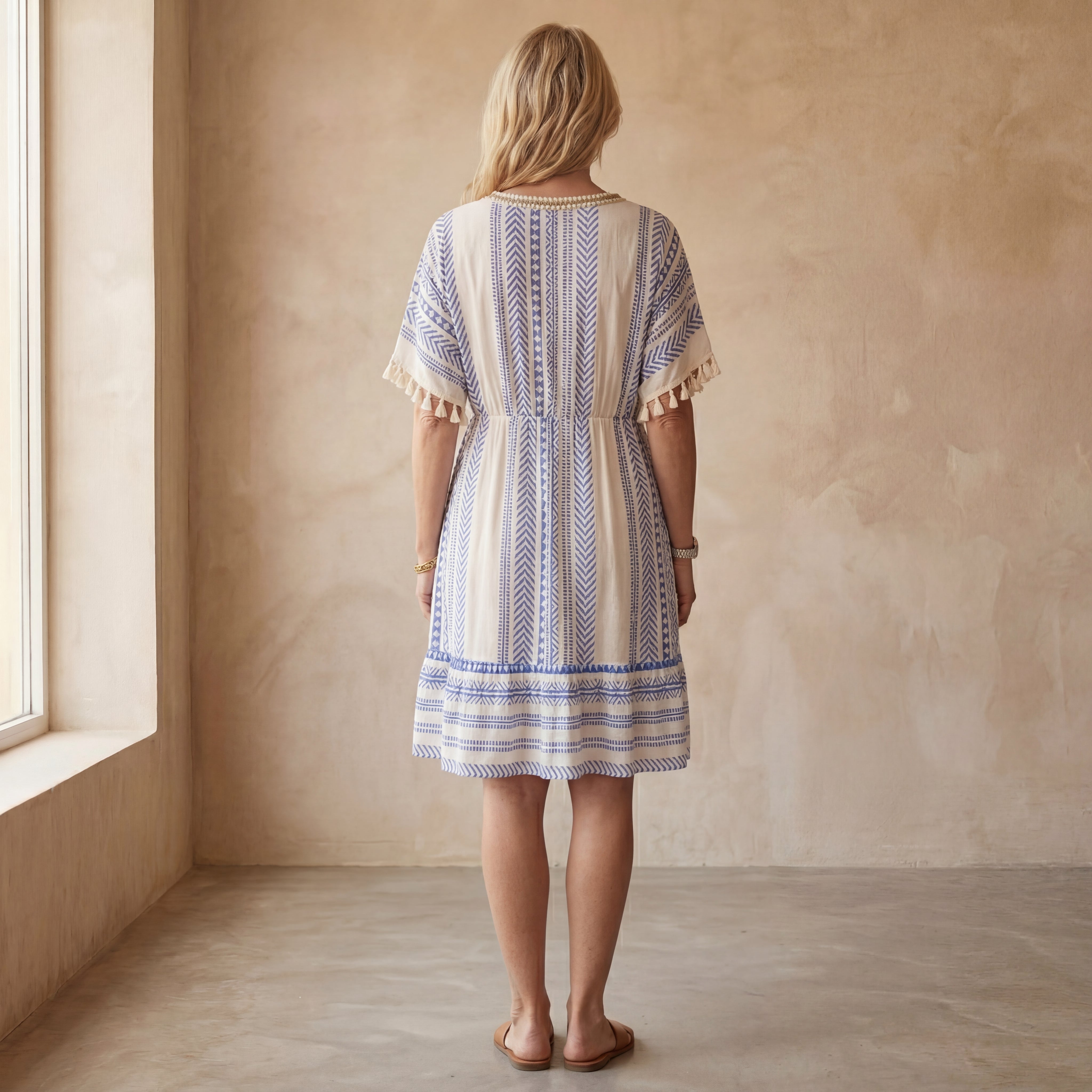 ZORO - Casual printed V-neck dress